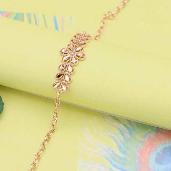 "Elegant Floral Design Rose Gold Bracelet, XPBL1086 - Picture 4 of 11